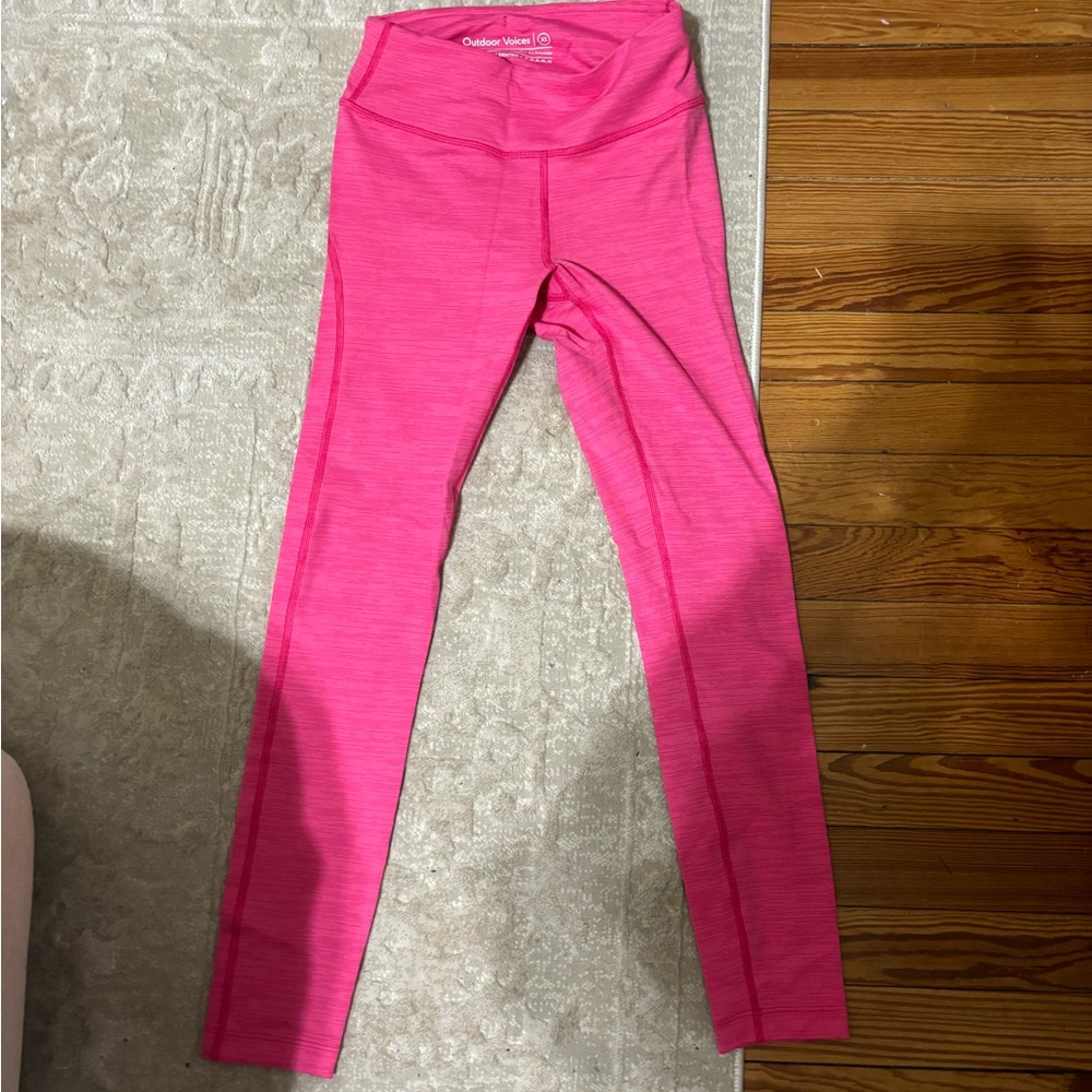 Outdoor voices pink leggings